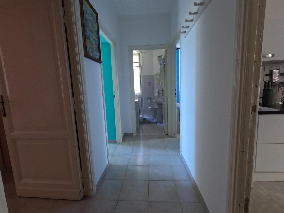 Casa Elsi Apartment ลิโด ดิ ออสเตีย ภายนอก รูปภาพ